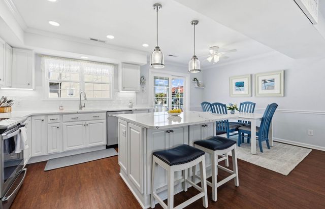 308 62nd Ave. N, North Myrtle Beach, SC 29582