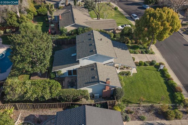 414 Peppertree Rd, Walnut Creek, CA 94598