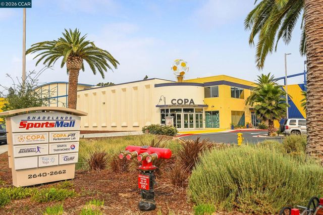 414 Peppertree Rd, Walnut Creek, CA 94598