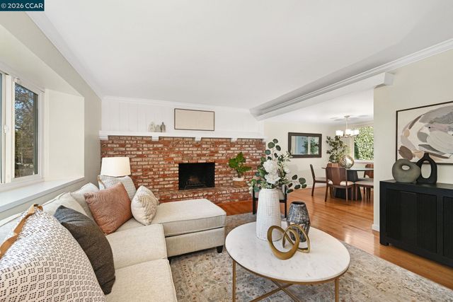 414 Peppertree Rd, Walnut Creek, CA 94598