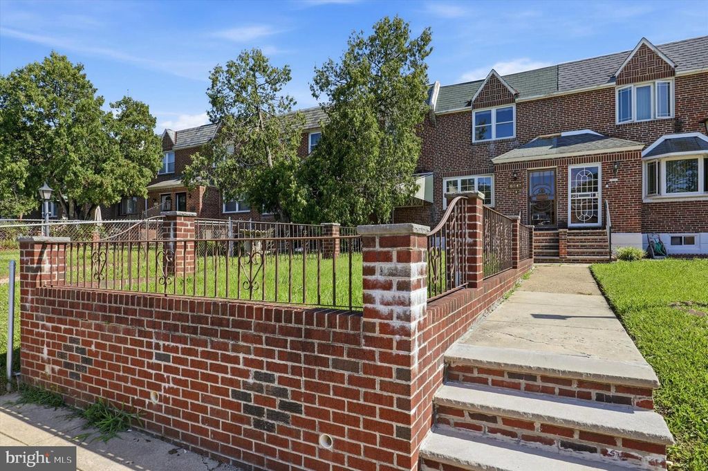 8547 FORREST AVE, Philadelphia, PA 19150