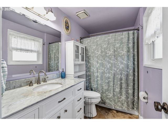 110 CHERRY BLOSSOM Ln, Woodland, WA 98674