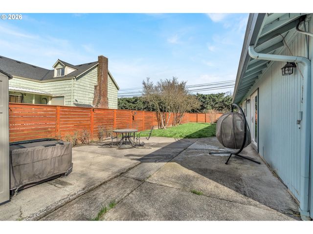 110 CHERRY BLOSSOM Ln, Woodland, WA 98674