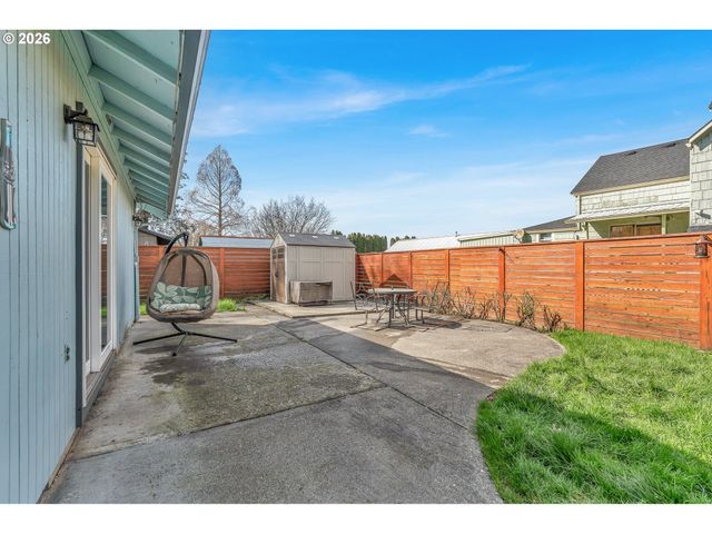 110 CHERRY BLOSSOM Ln, Woodland, WA 98674