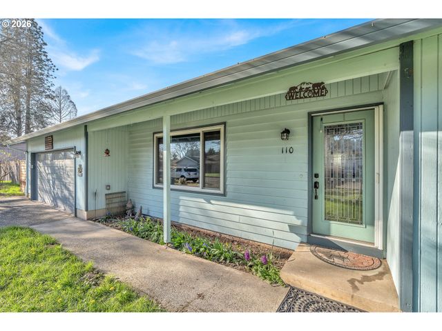 110 CHERRY BLOSSOM Ln, Woodland, WA 98674