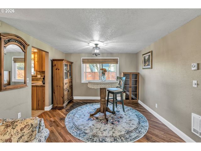 110 CHERRY BLOSSOM Ln, Woodland, WA 98674