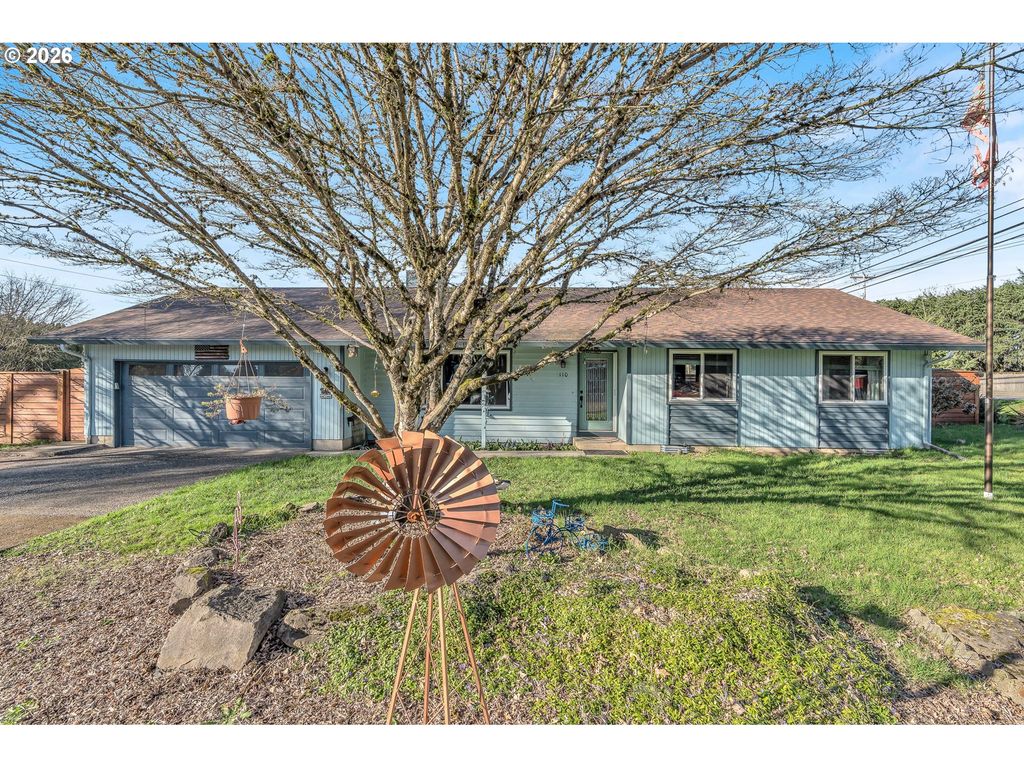 110 CHERRY BLOSSOM Ln, Woodland, WA 98674