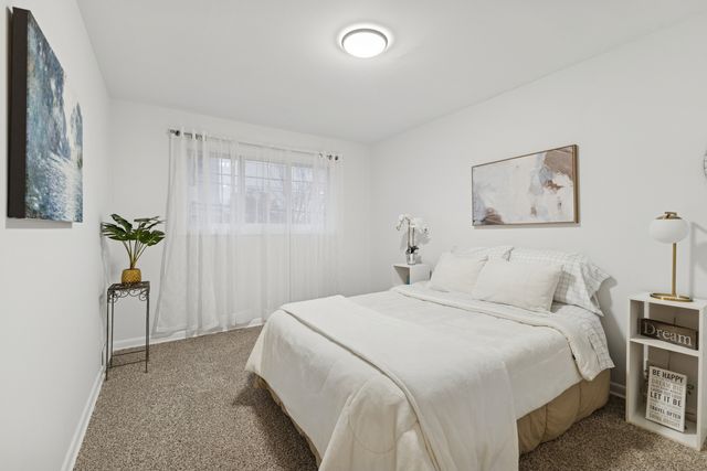 468 Joyce Court, South Holland, IL 60473