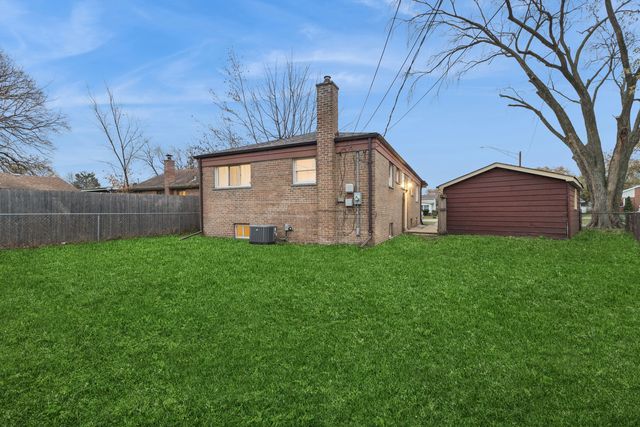 468 Joyce Court, South Holland, IL 60473