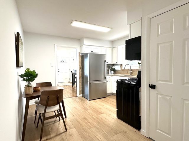 468 Joyce Court, South Holland, IL 60473