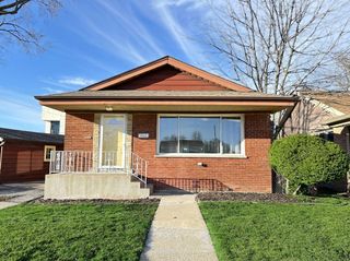 468 Joyce Court, South Holland, IL 60473