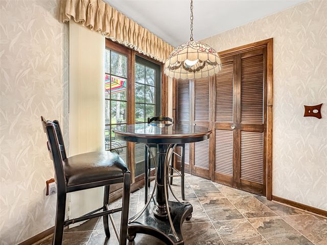 222 FAIRWAY Drive, Edinboro, PA 16412