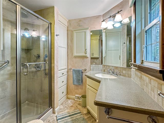 222 FAIRWAY Drive, Edinboro, PA 16412