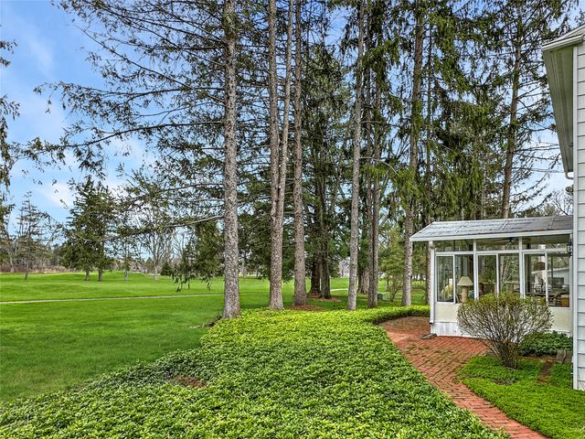 222 FAIRWAY Drive, Edinboro, PA 16412