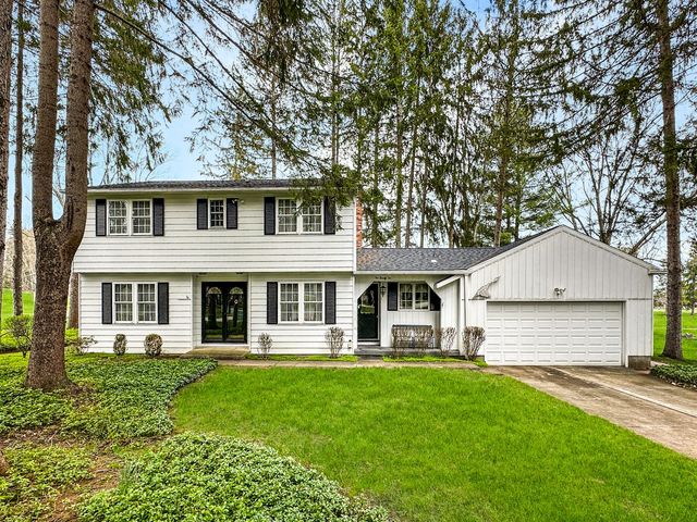 222 FAIRWAY Drive, Edinboro, PA 16412