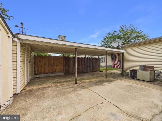136 GORDON PL, Dover, DE 19901