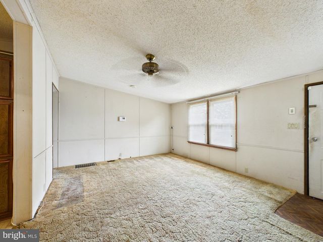 136 GORDON PL, Dover, DE 19901