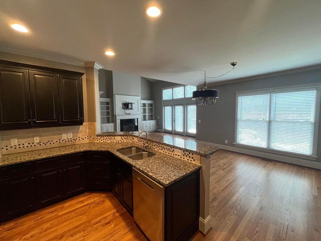 8012 Lloyd Allyns Way, Raleigh, NC 27615