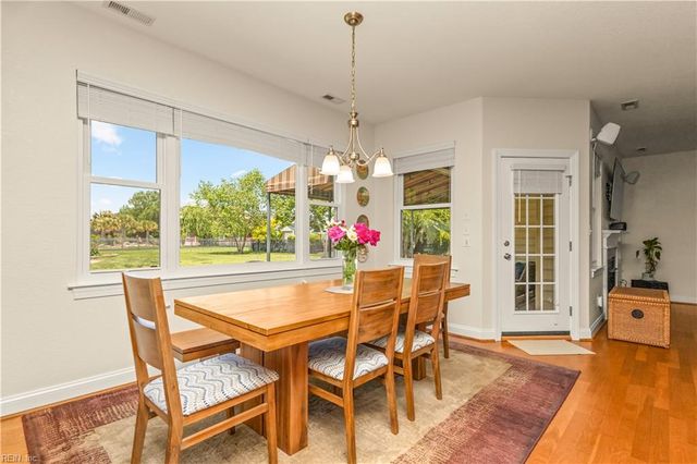 1813 Royale Walk DR, Virginia Beach, VA 23456