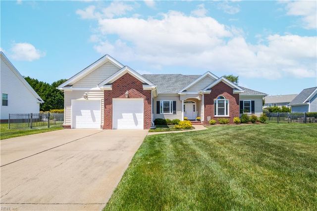 1813 Royale Walk DR, Virginia Beach, VA 23456
