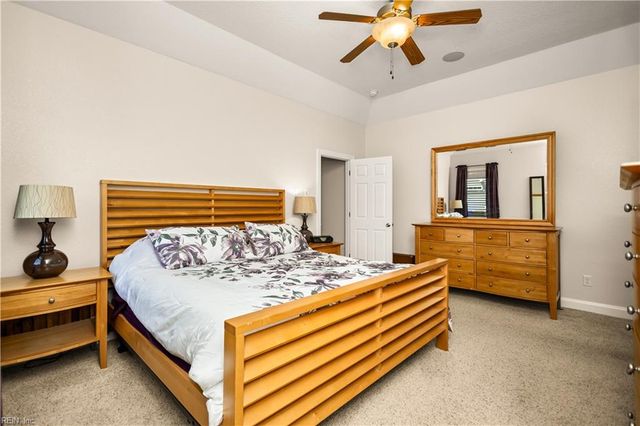 1813 Royale Walk DR, Virginia Beach, VA 23456
