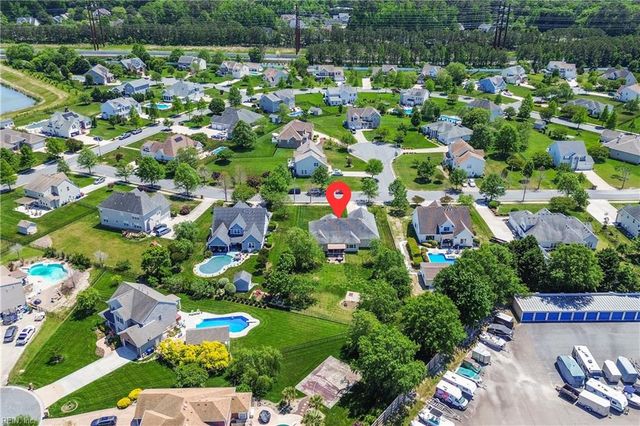 1813 Royale Walk DR, Virginia Beach, VA 23456