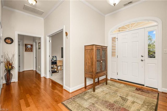 1813 Royale Walk DR, Virginia Beach, VA 23456