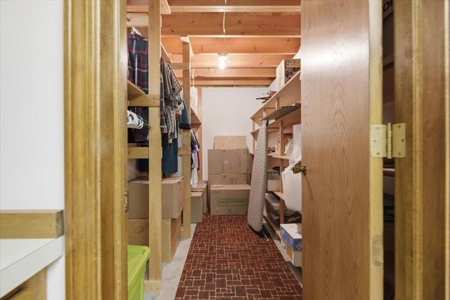 3011 AVENUE M, Council Bluffs, IA 51501