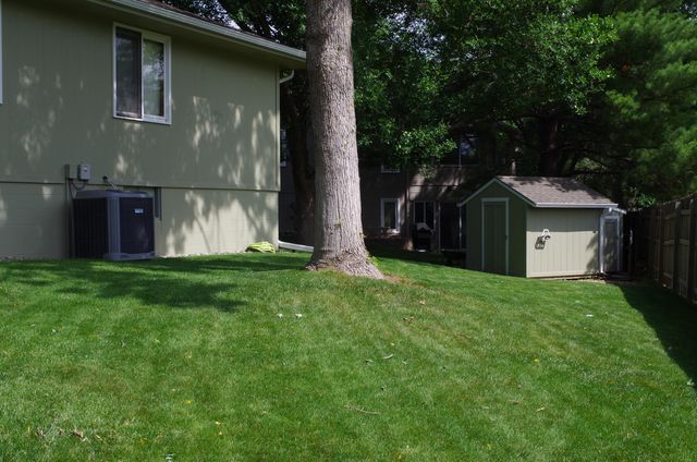 3011 AVENUE M, Council Bluffs, IA 51501