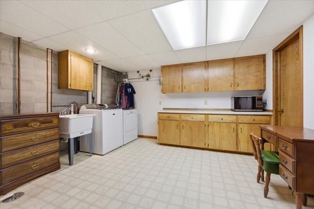 3011 AVENUE M, Council Bluffs, IA 51501