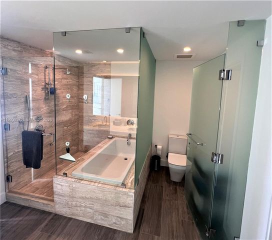 2900 NE 7th Ave 2204, Miami, FL 33137