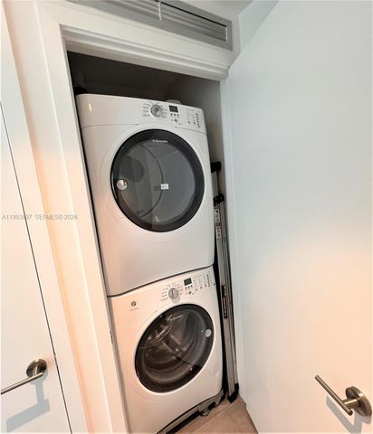 2900 NE 7th Ave 2204, Miami, FL 33137