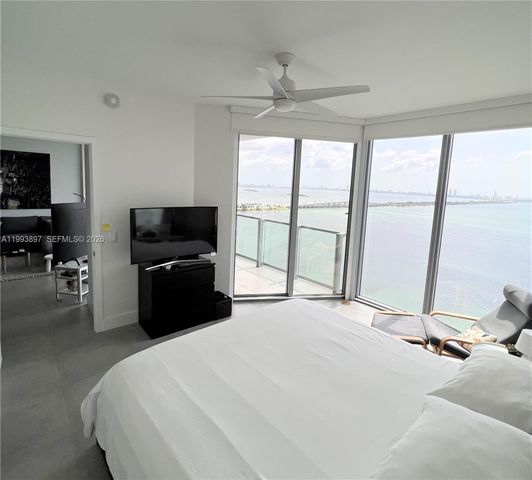 2900 NE 7th Ave 2204, Miami, FL 33137