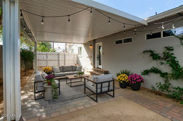 1550 E CHEERY LYNN Road, Phoenix, AZ 85014