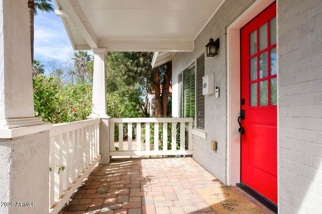 1550 E CHEERY LYNN Road, Phoenix, AZ 85014