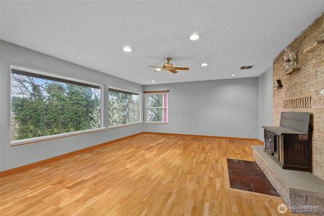 105 ISLAND VIEW Lane, Kelso, WA 98626