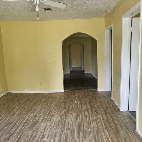 1005 E East 35th Street, Houston, TX 77022