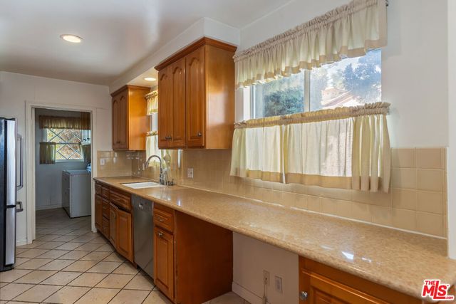 718 Valita Street, Venice, CA 90291