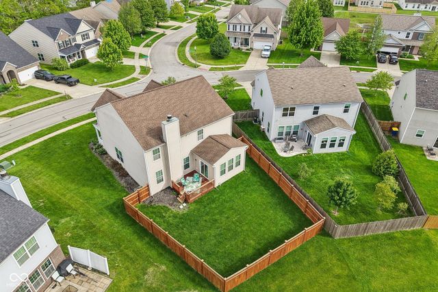 8644 N Deer Crossing Boulevard, Mccordsville, IN 46055