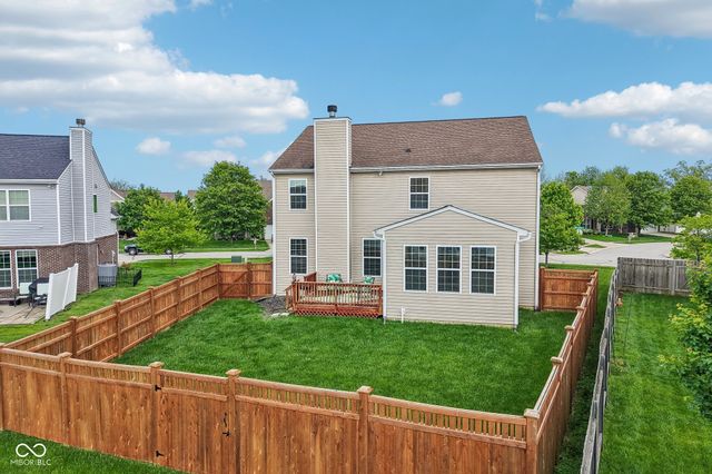 8644 N Deer Crossing Boulevard, Mccordsville, IN 46055