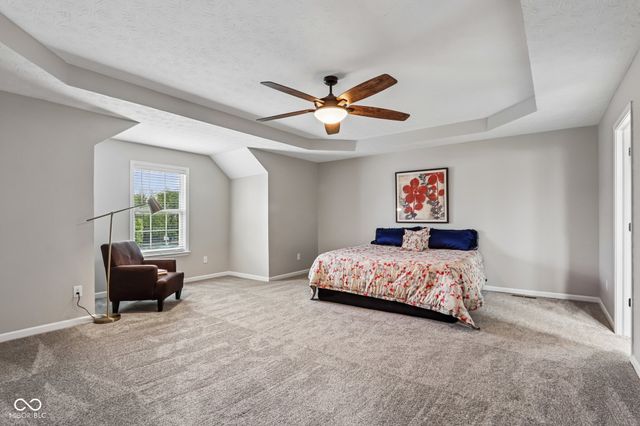8644 N Deer Crossing Boulevard, Mccordsville, IN 46055