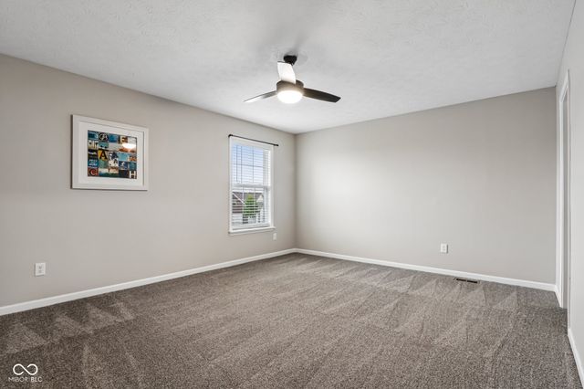 8644 N Deer Crossing Boulevard, Mccordsville, IN 46055