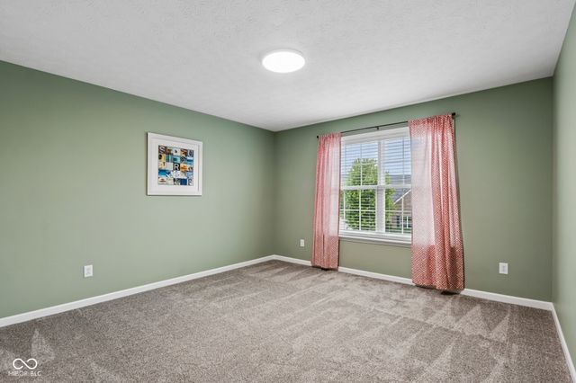 8644 N Deer Crossing Boulevard, Mccordsville, IN 46055