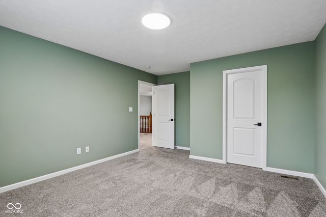8644 N Deer Crossing Boulevard, Mccordsville, IN 46055