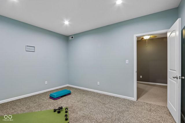 8644 N Deer Crossing Boulevard, Mccordsville, IN 46055