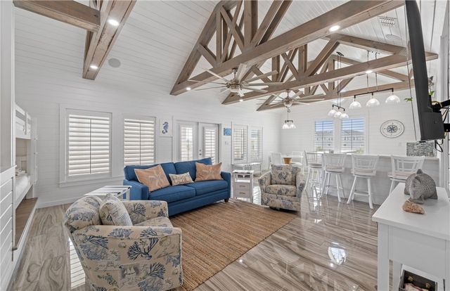 3087 S 11th St 300, Port Aransas, TX 78373