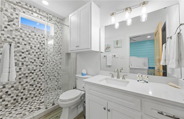 3087 S 11th St 300, Port Aransas, TX 78373