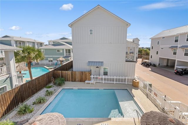 3087 S 11th St 300, Port Aransas, TX 78373