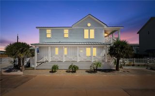 3087 S 11th St 300, Port Aransas, TX 78373