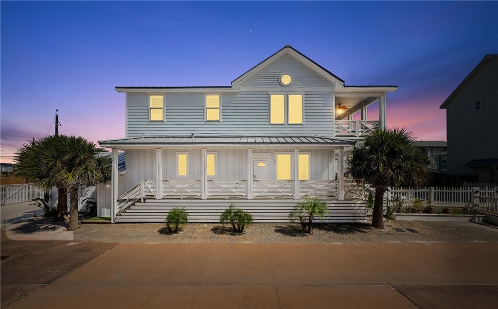 3087 S 11th St 300, Port Aransas, TX 78373